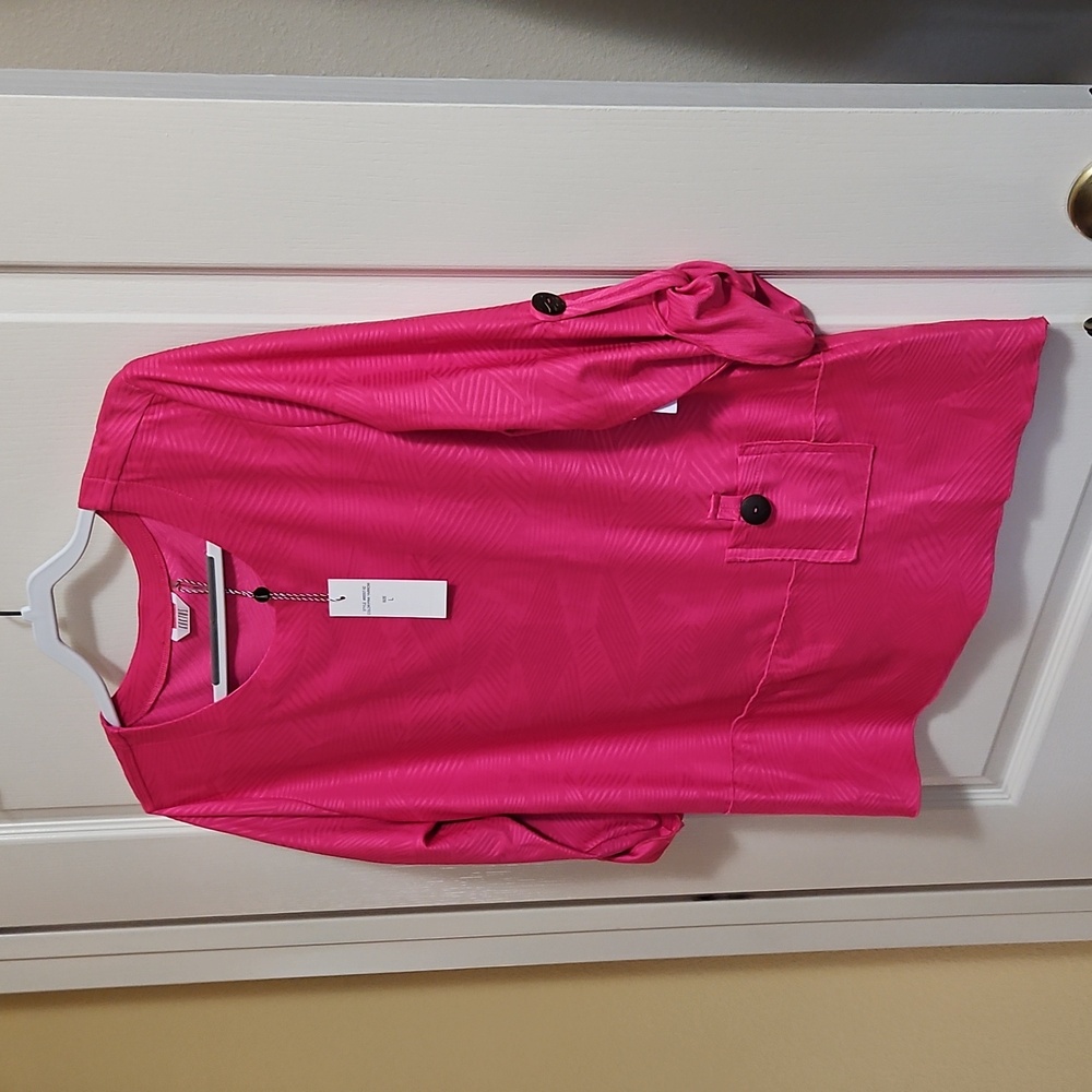 KAKTUS pink top 3/4 sleeves new with tag (L) (S)nice material 38$ retail